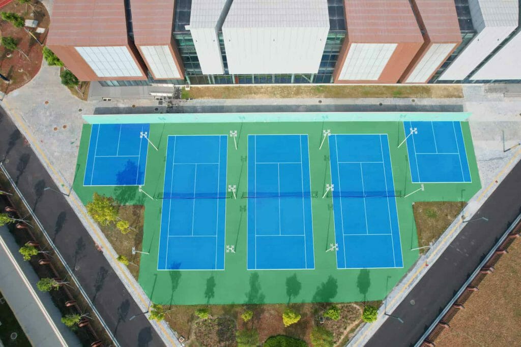 costo de construir una cancha de tenis