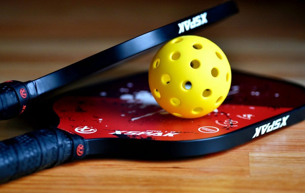 raqueta de pickleball