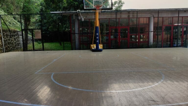 Guangdong Basketball Court by vmkon