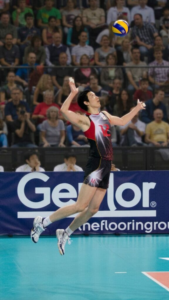 jump service in volleyball