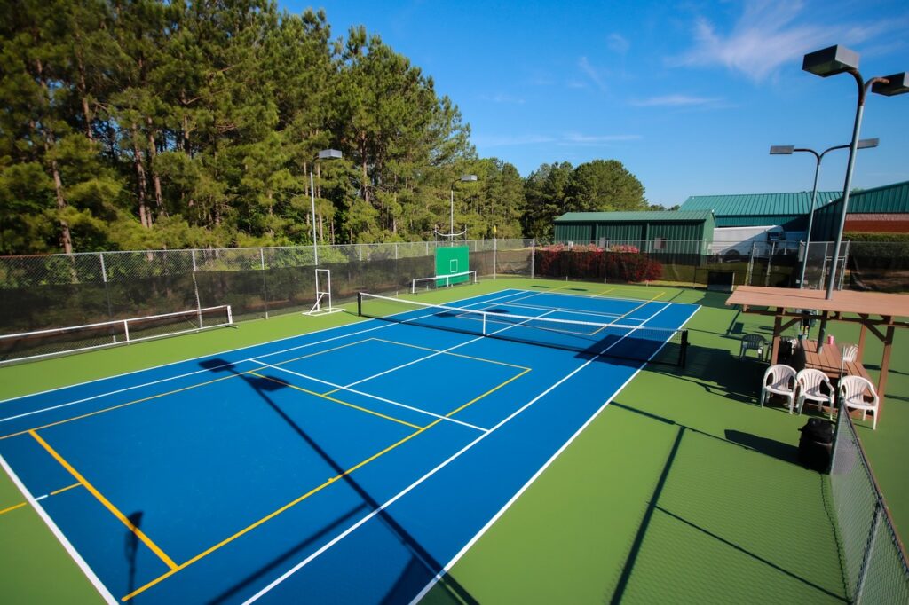 asphalt tennis court 5354328 1280